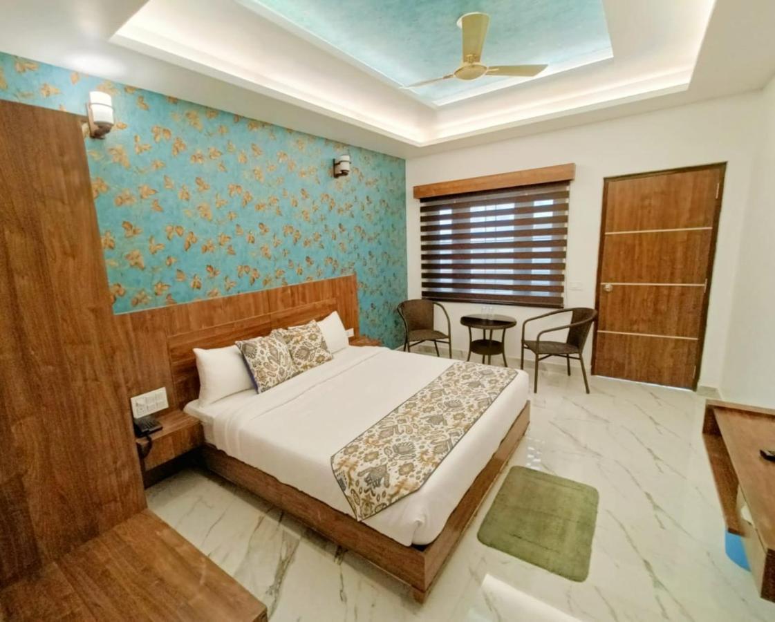 Hotel Cloud Inn, Nainital Rāmgarh Buitenkant foto