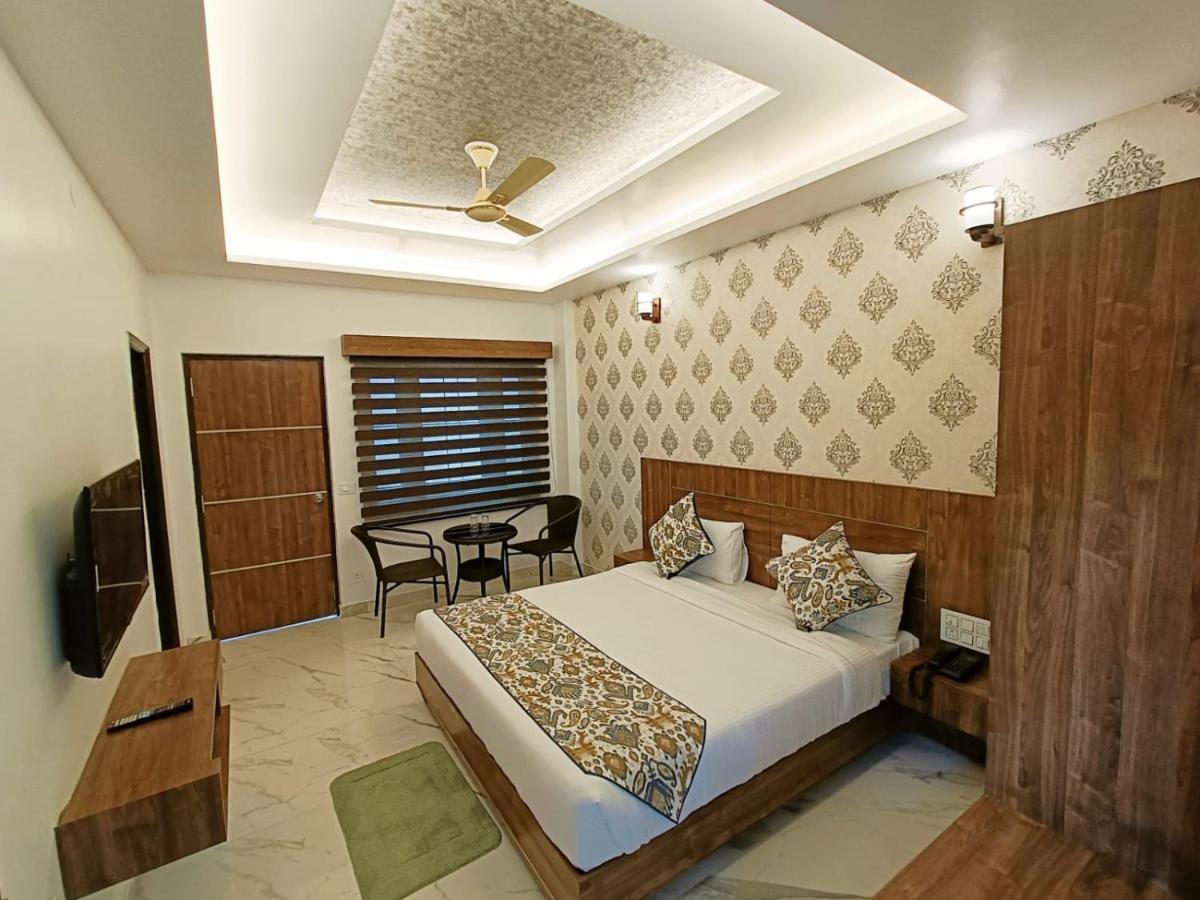 Hotel Cloud Inn, Nainital Rāmgarh Buitenkant foto